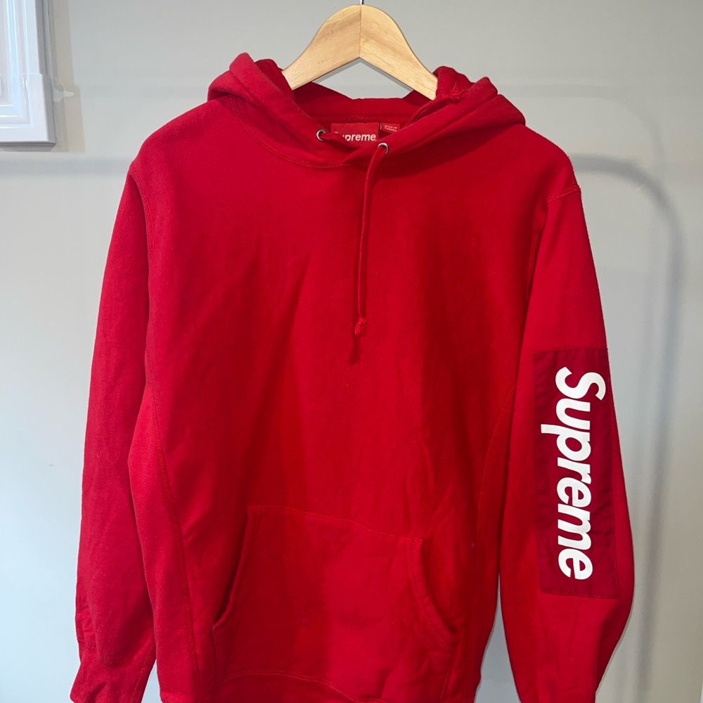 Supreme Sleeve Patch Box Logo Hoodie FW17 Size M